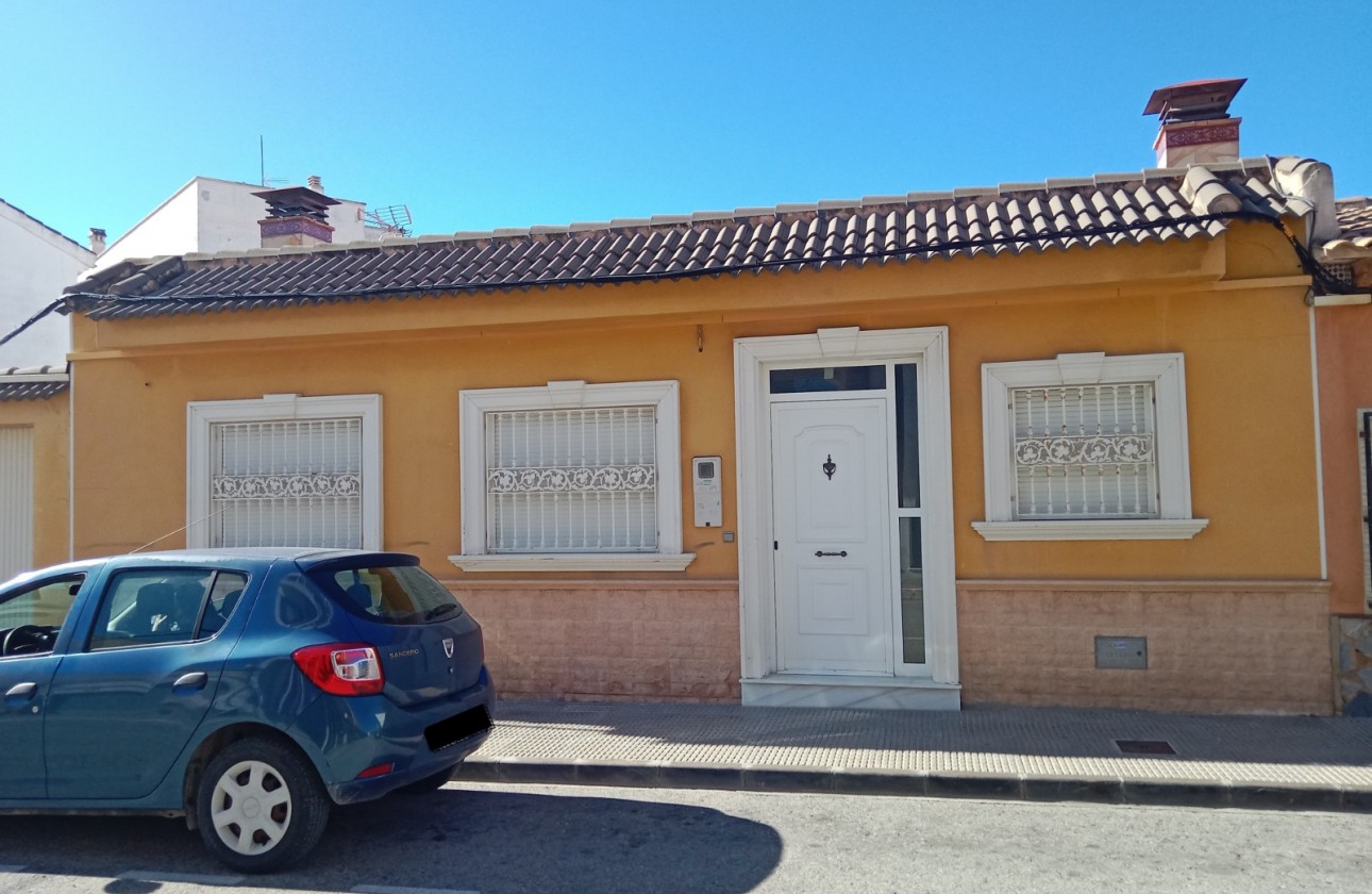 Resale - Townhouse - Los Montesinos