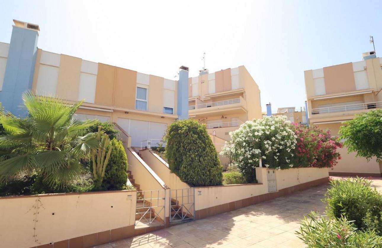 Resale - Townhouse - Orihuela Costa - Aguamarina