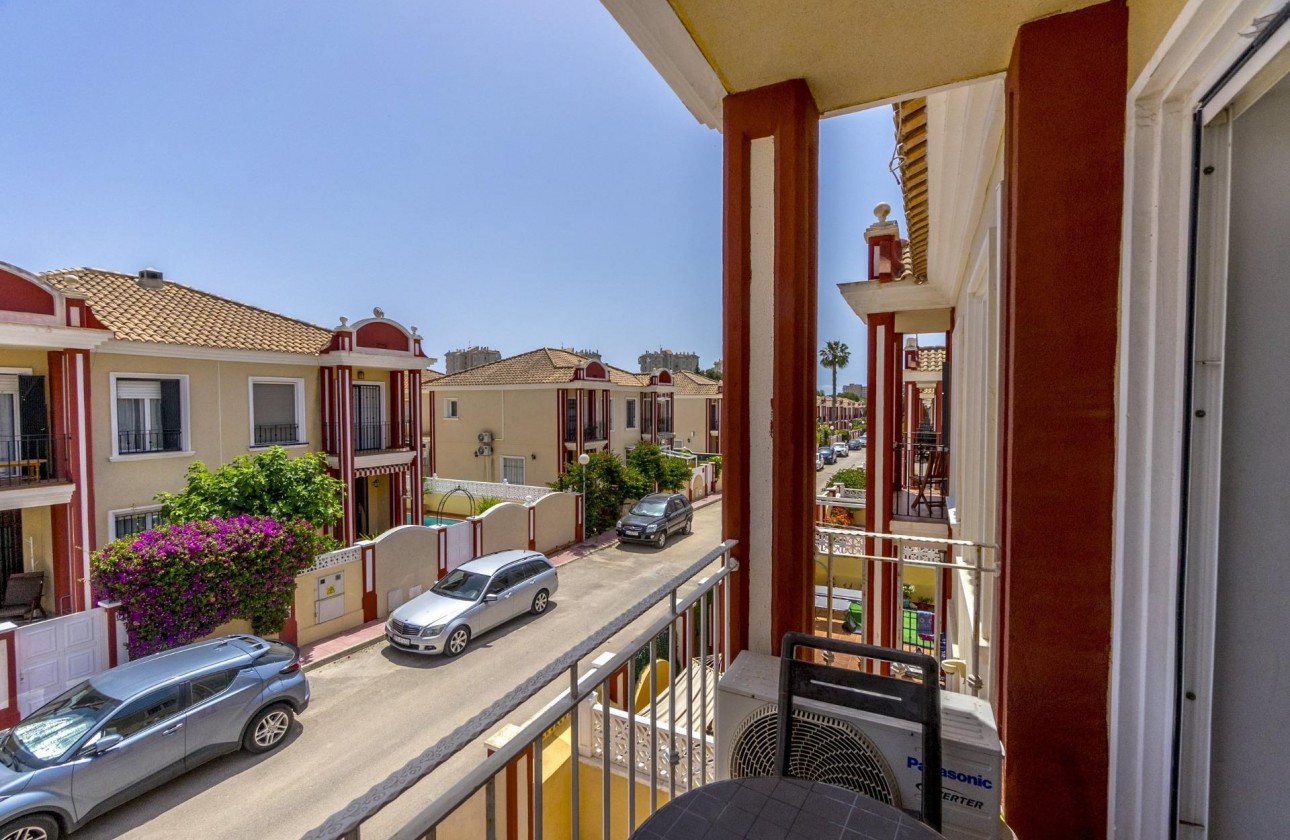 Resale - Townhouse - Orihuela Costa - Campoamor