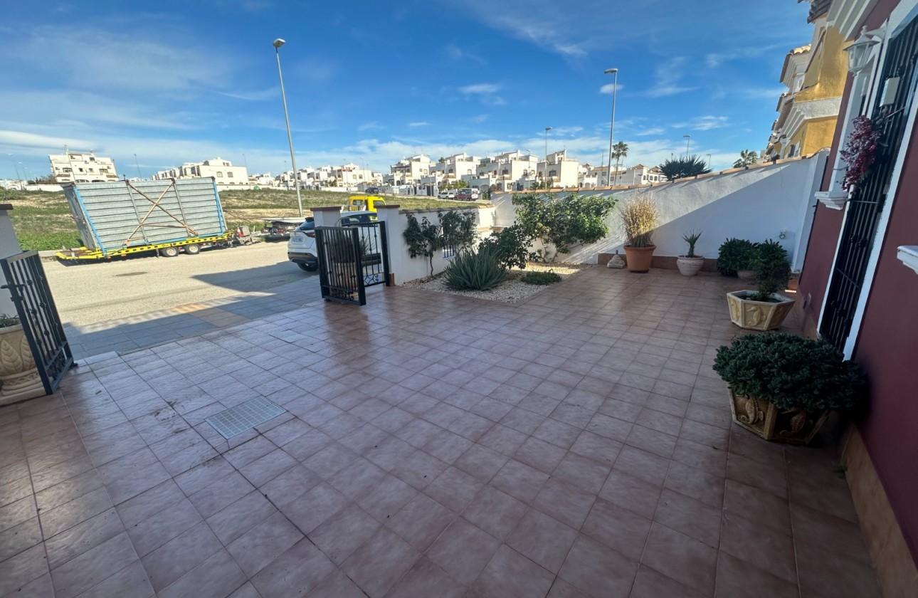 Resale - Townhouse - Orihuela Costa - Entre Naranjos Vistabella