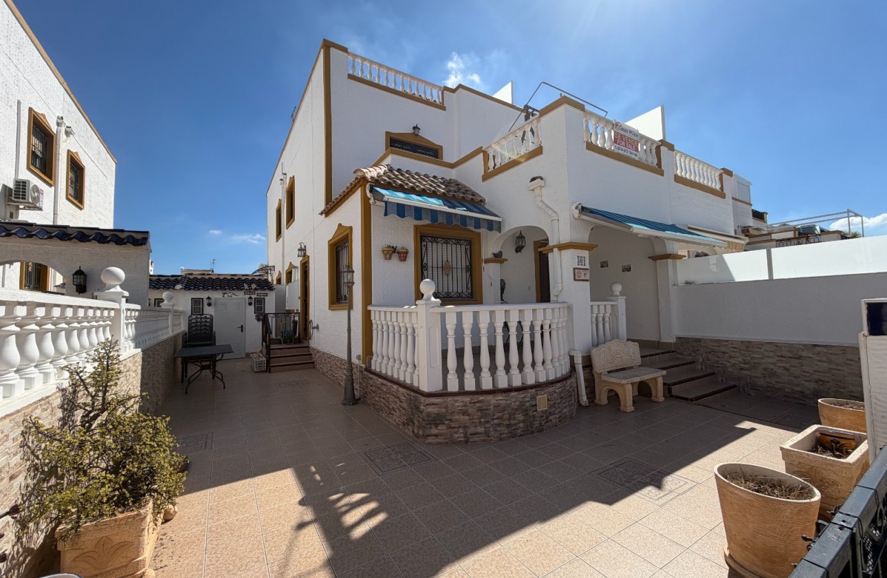 Resale - Townhouse - Orihuela Costa - Entre Naranjos Vistabella