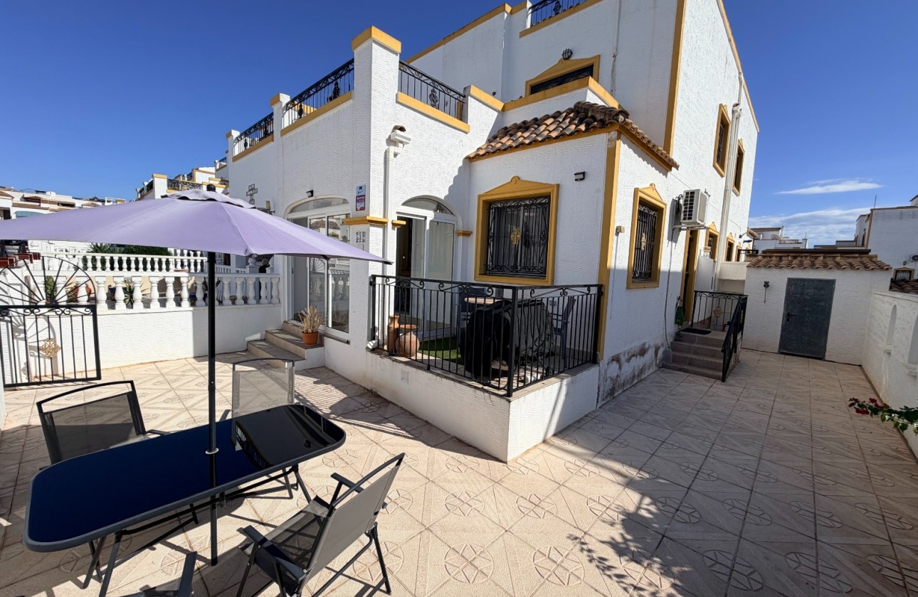 Resale - Townhouse - Orihuela Costa - Entre Naranjos Vistabella