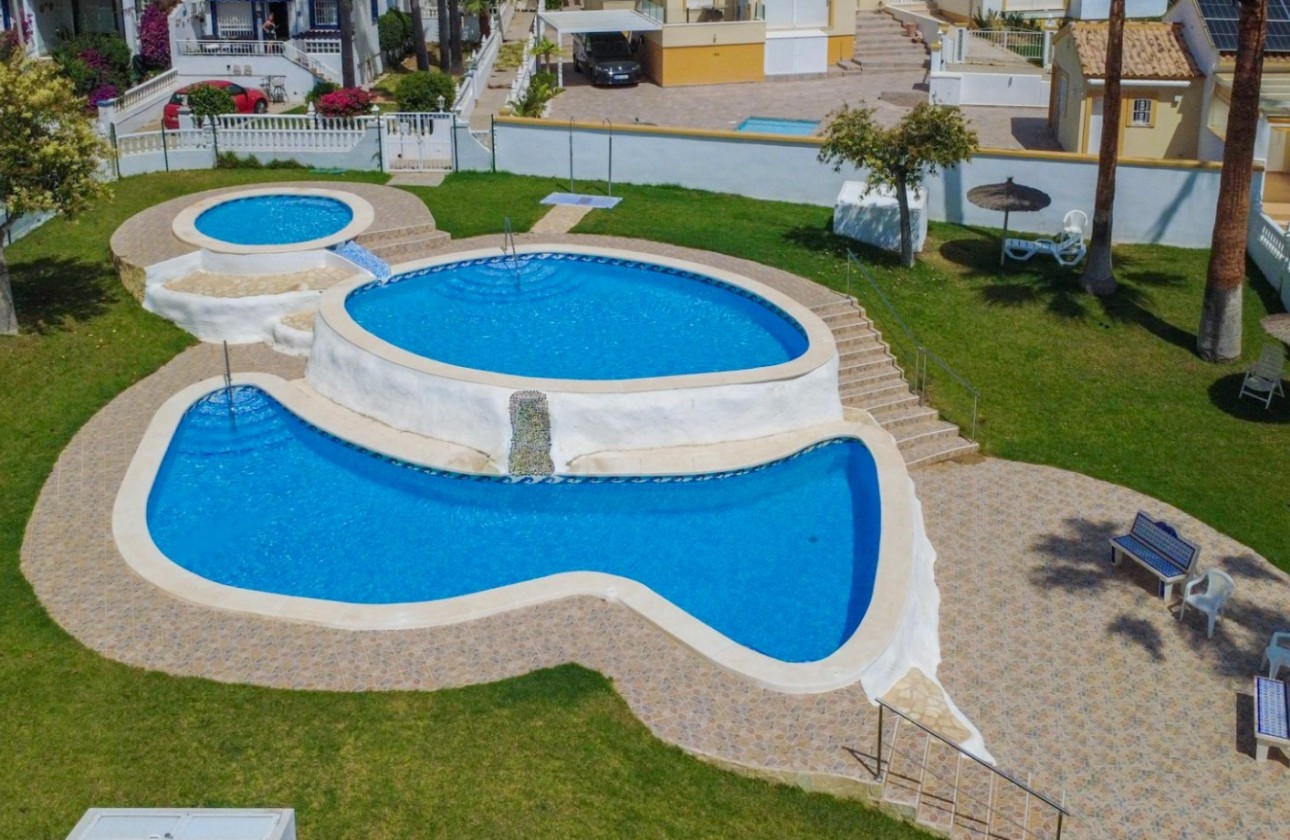 Resale - Townhouse - Orihuela Costa - La Rioja