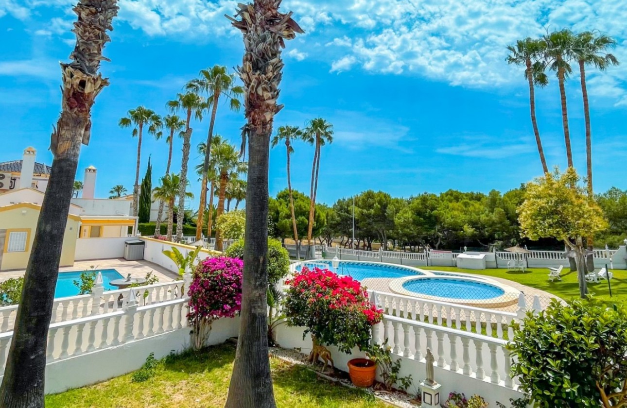 Resale - Townhouse - Orihuela Costa - La Rioja
