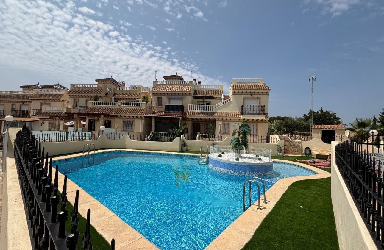 Resale - Townhouse - Orihuela Costa - Los Almendros-La Florida