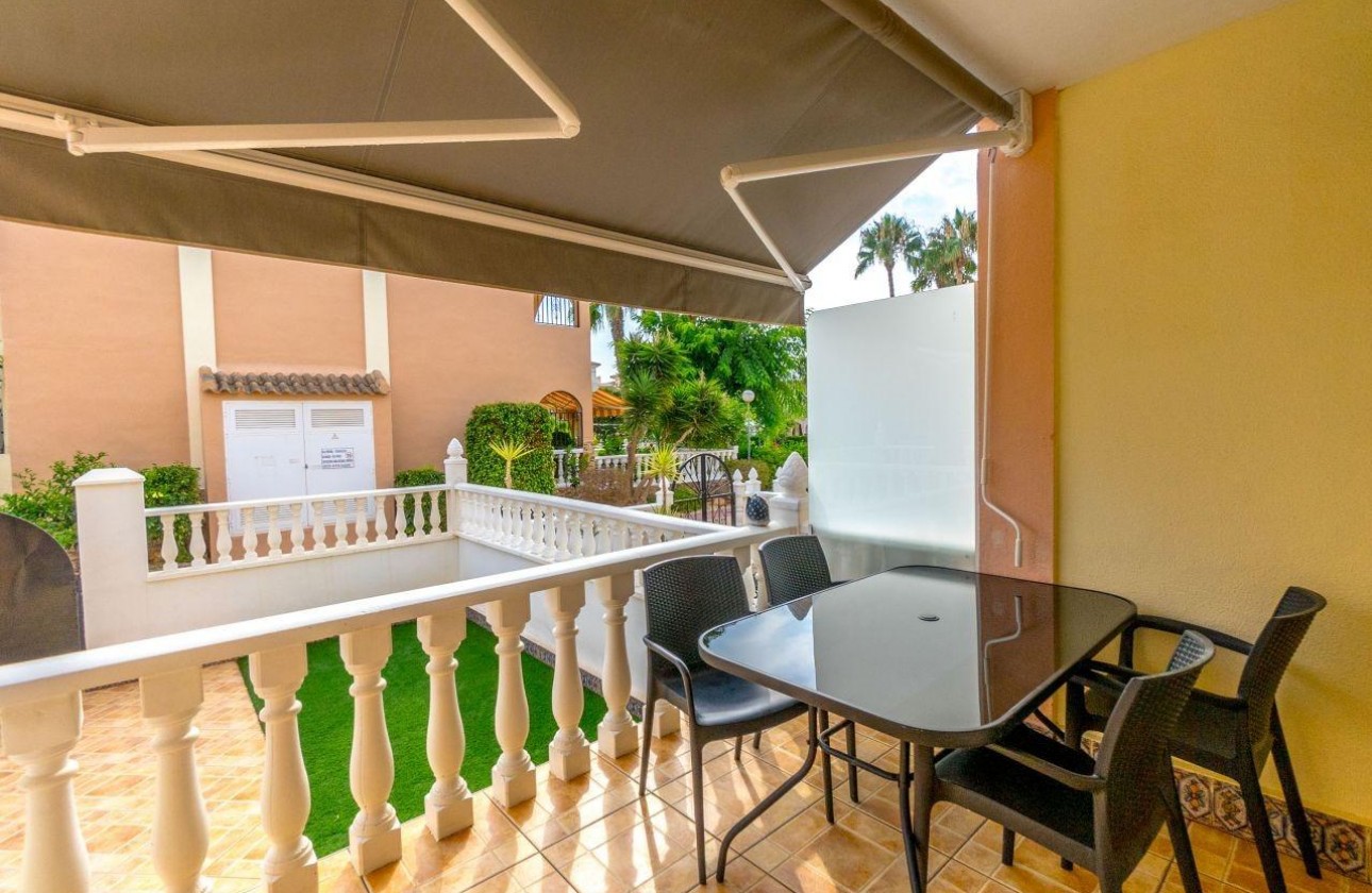 Resale - Townhouse - Orihuela Costa - Punta Prima