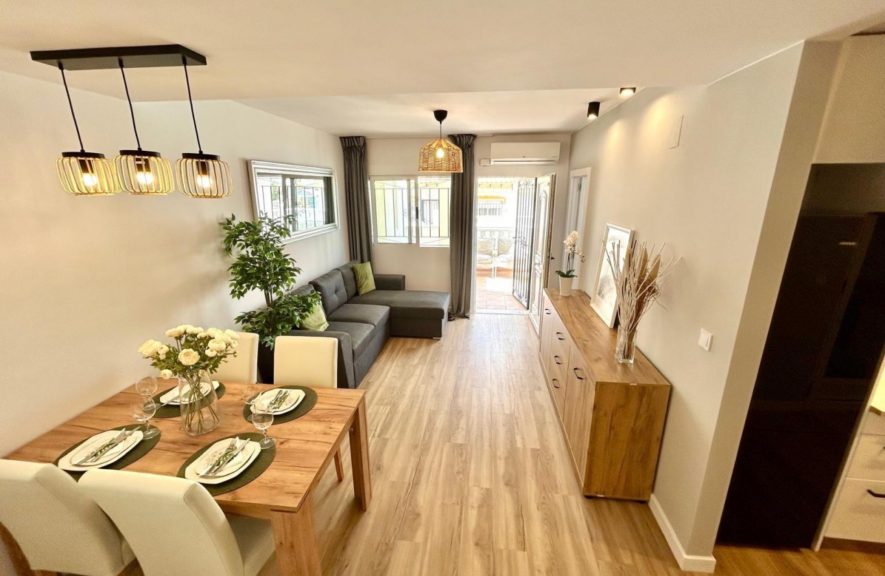 Resale - Townhouse - Orihuela Costa - Urbanización Perla del Mar