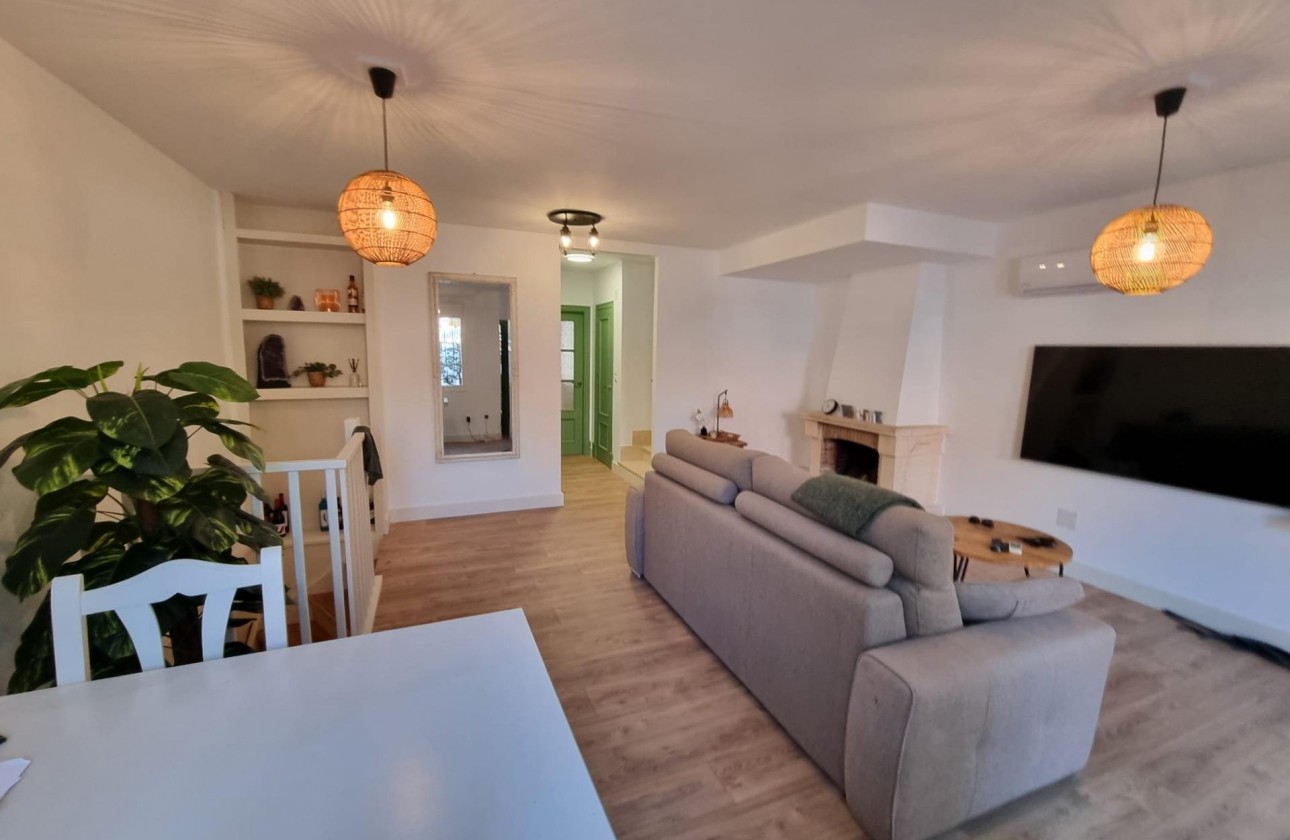 Resale - Townhouse - Orihuela Costa - Villamartin