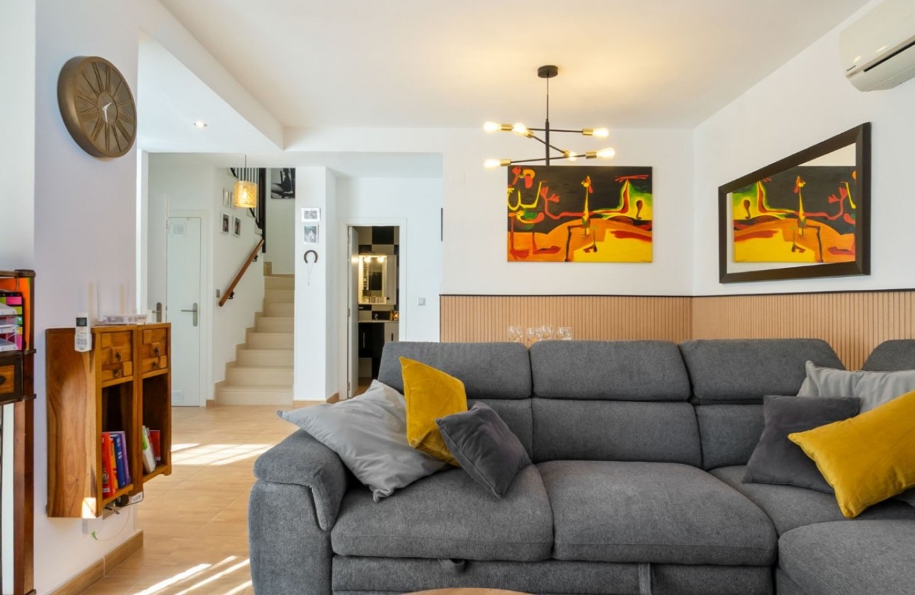 Resale - Townhouse - Orihuela Costa - Villamartín