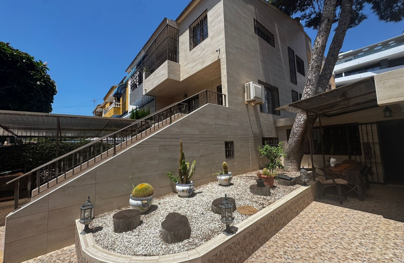 Resale - Townhouse - Punta Prima