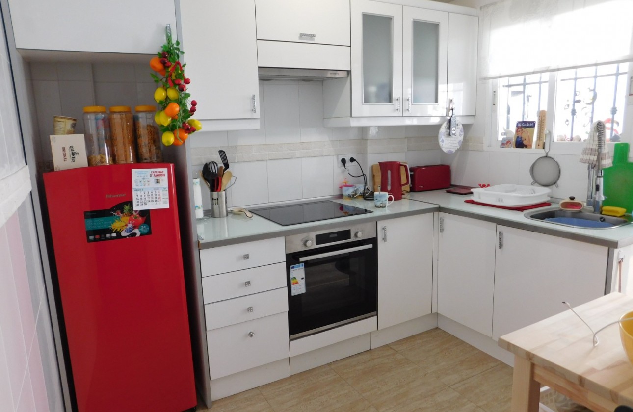 Resale - Townhouse - Torremendo