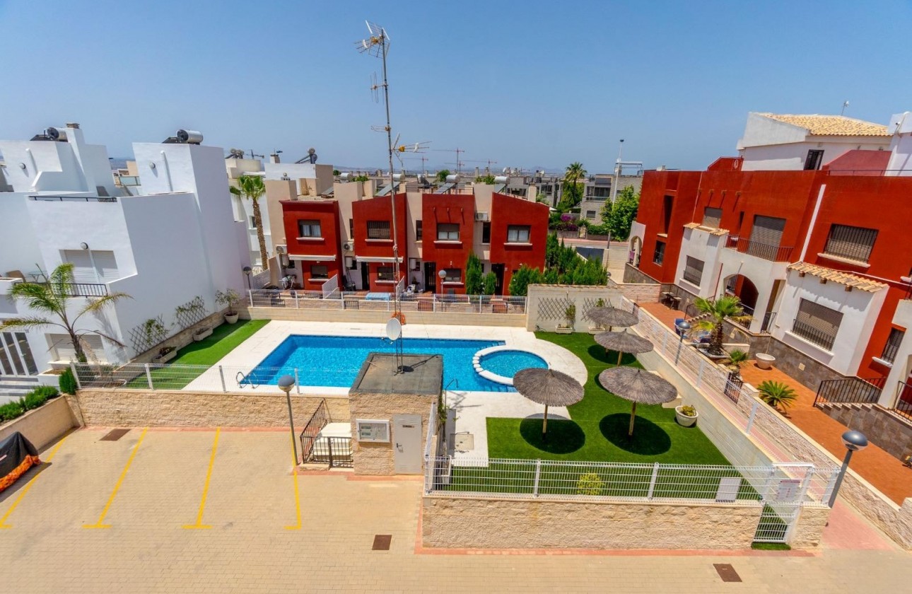 Resale - Townhouse - Torrevieja - Aguas nuevas 1