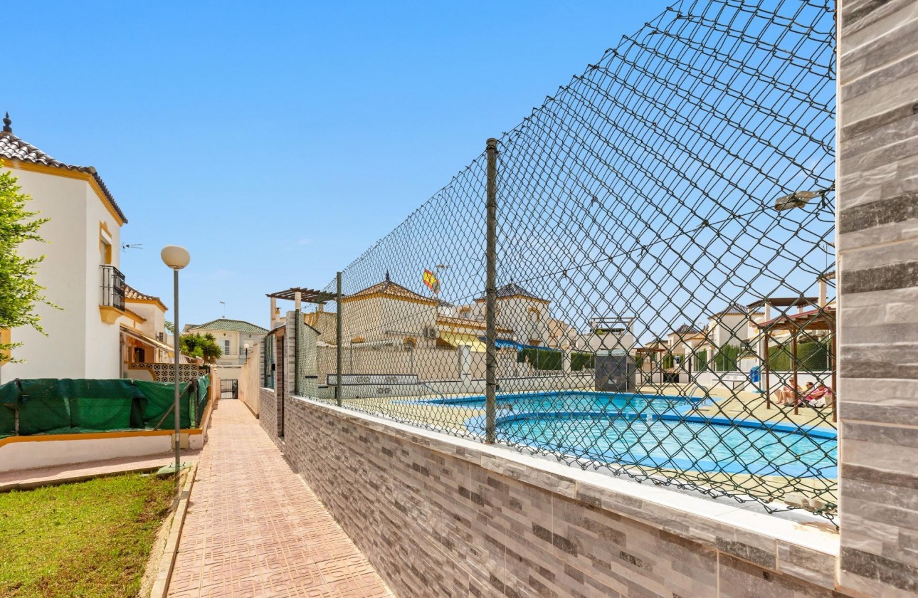 Resale - Townhouse - Torrevieja - Los altos