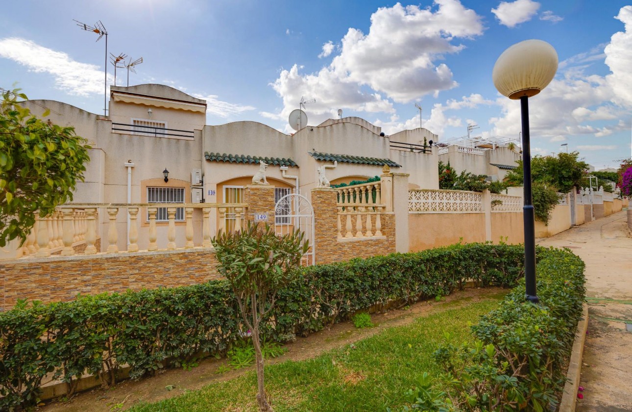 Resale - Townhouse - Torrevieja - Los balcones