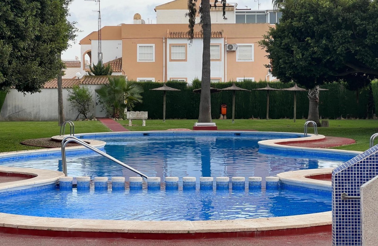 Resale - Townhouse - Torrevieja - Torretas