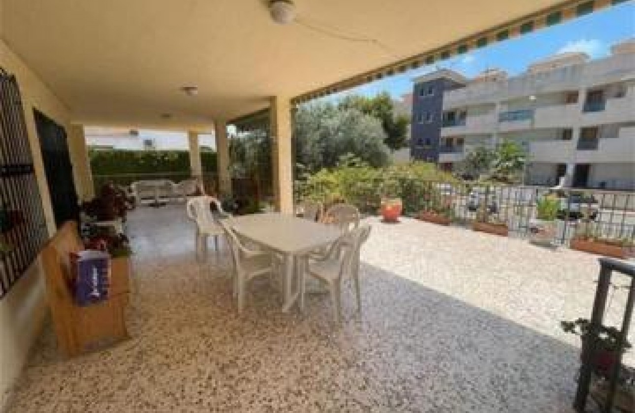 Resale - Townhouse - Torrevieja - Torretas