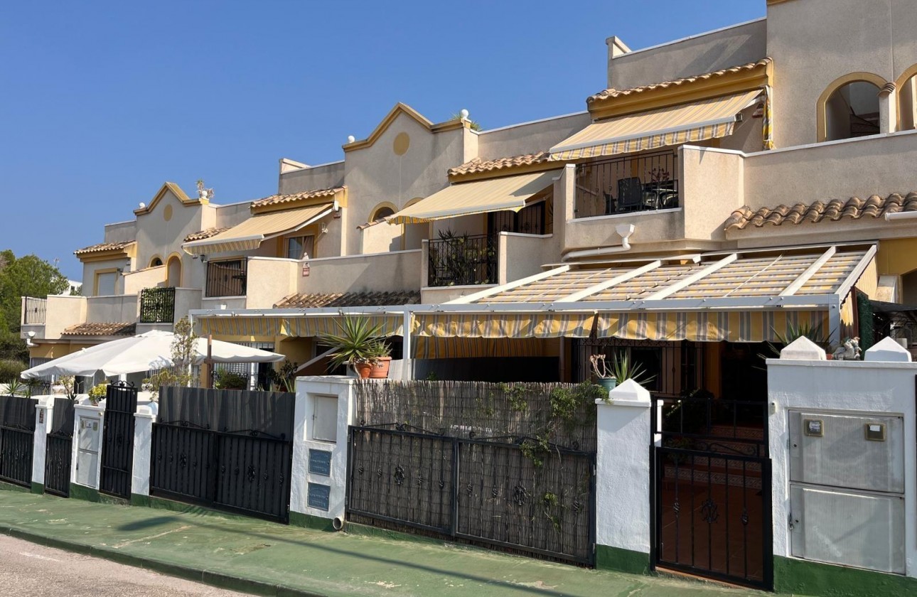 Resale - Townhouse - Torrevieja - torrevieja
