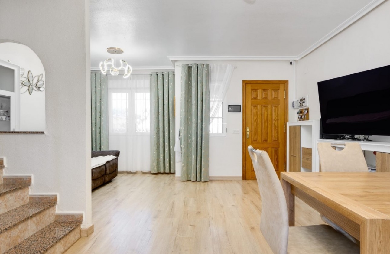 Resale - Townhouse - Torrevieja