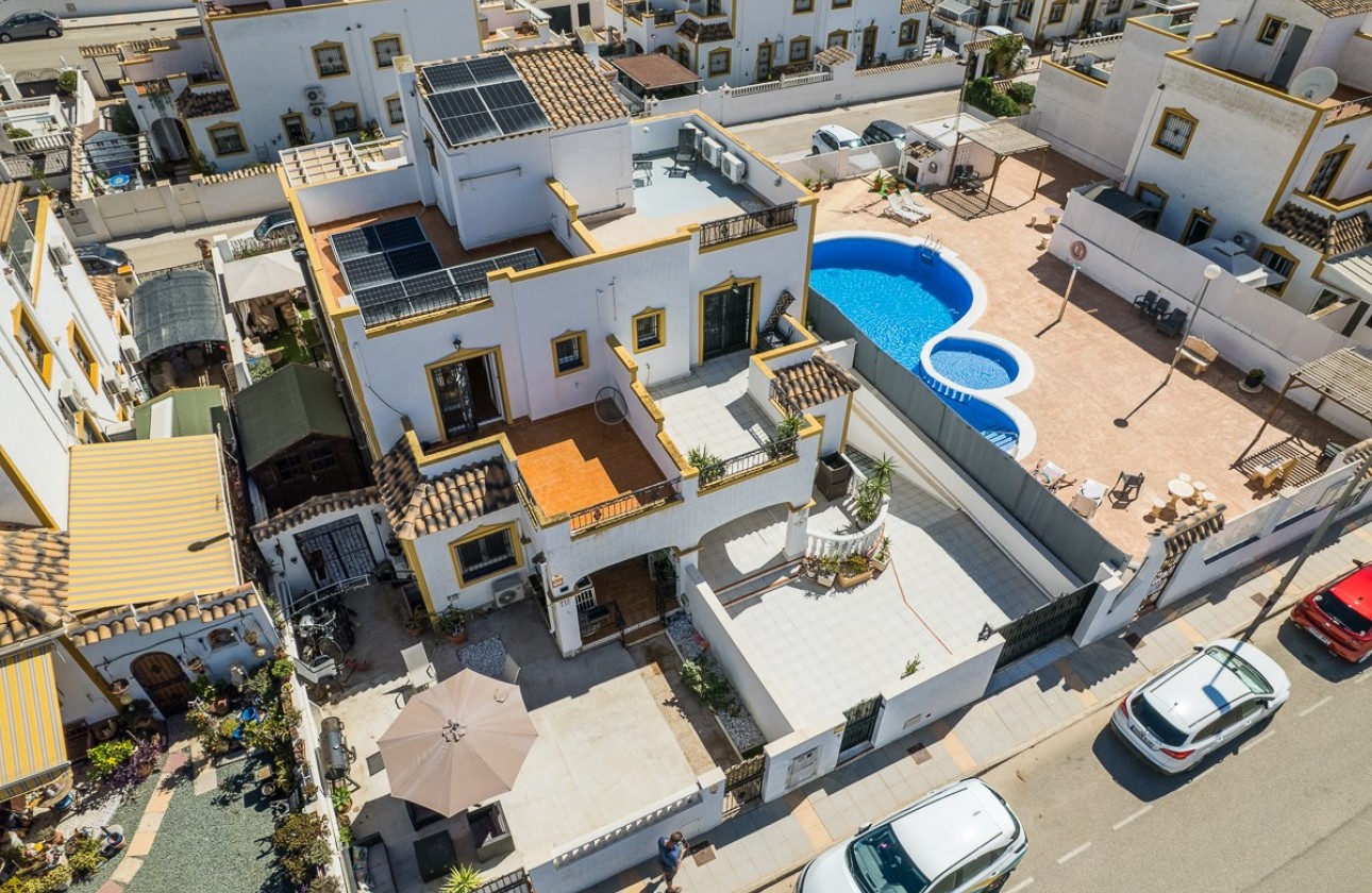 Resale - Townhouse - Vistabella Golf - Entre Naranjos