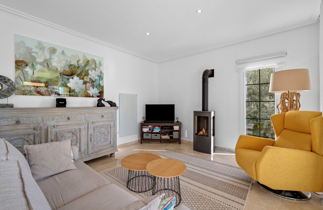 Resale - Villa * - Orihuela Costa - Los Dolses*