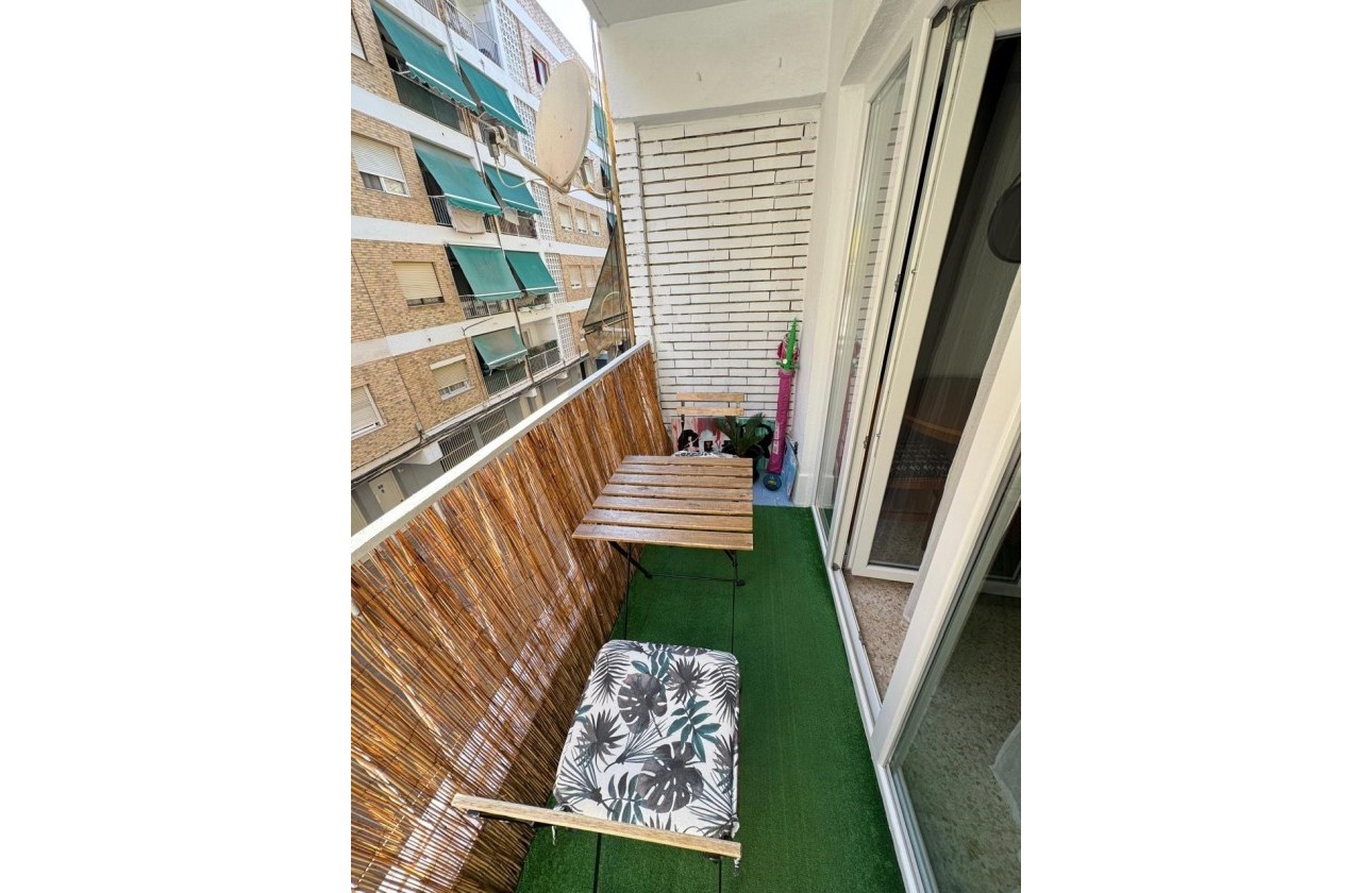 Revente - Appartement - Alicante - Carolinas altas