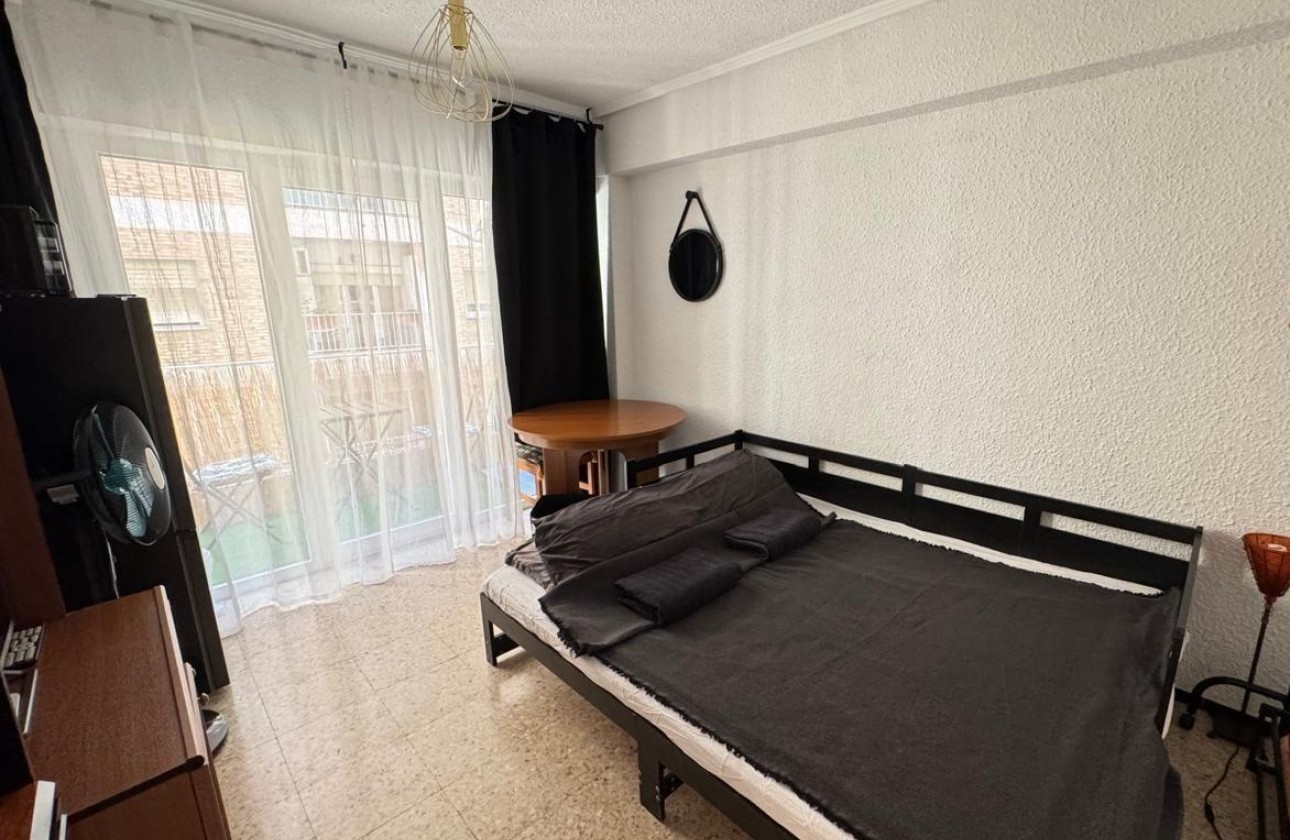 Revente - Appartement - Alicante - Carolinas altas