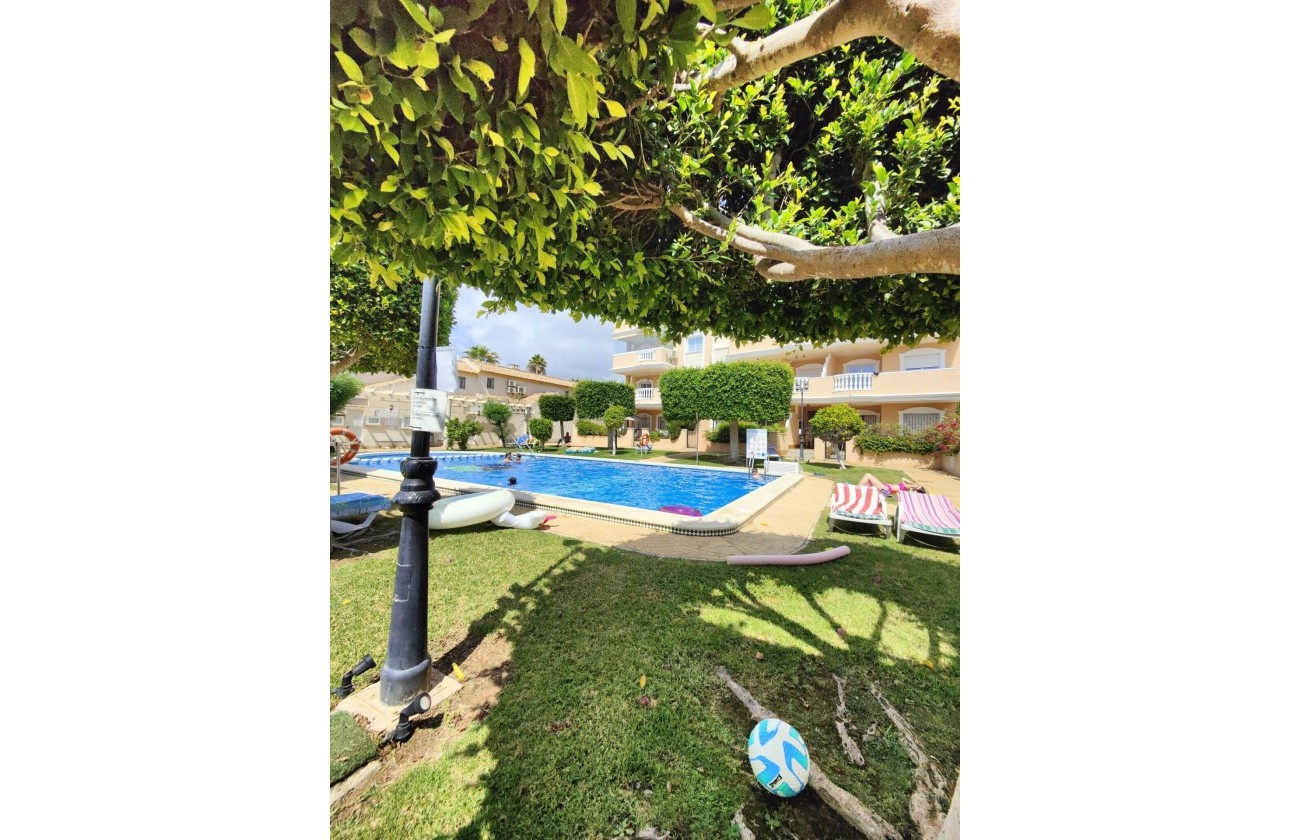 Revente - Appartement - Orihuela Costa - Campoamor