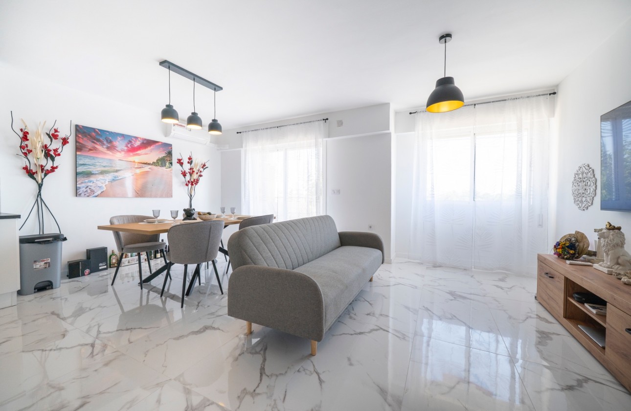 Revente - Appartement - Orihuela Costa - Punta Prima