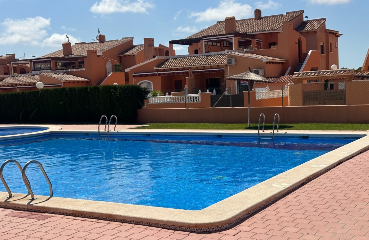 Revente - Appartement - Torrevieja - Aguas nuevas 1