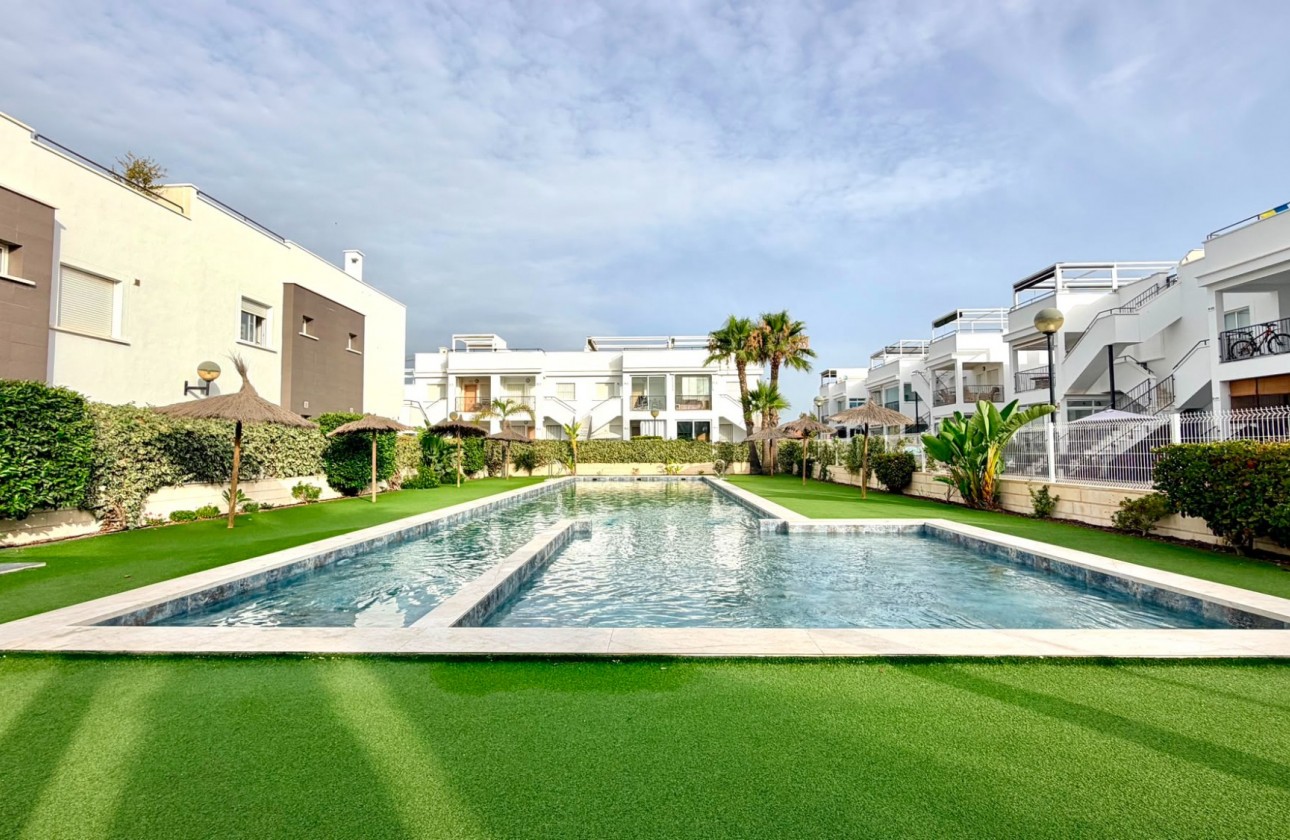 Revente - Appartement - Torrevieja - Aguas nuevas 1
