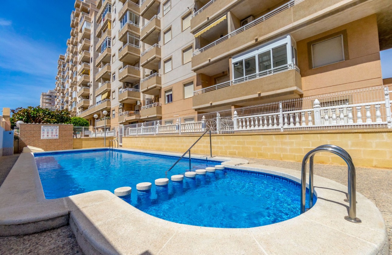 Revente - Appartement - Torrevieja - Centro