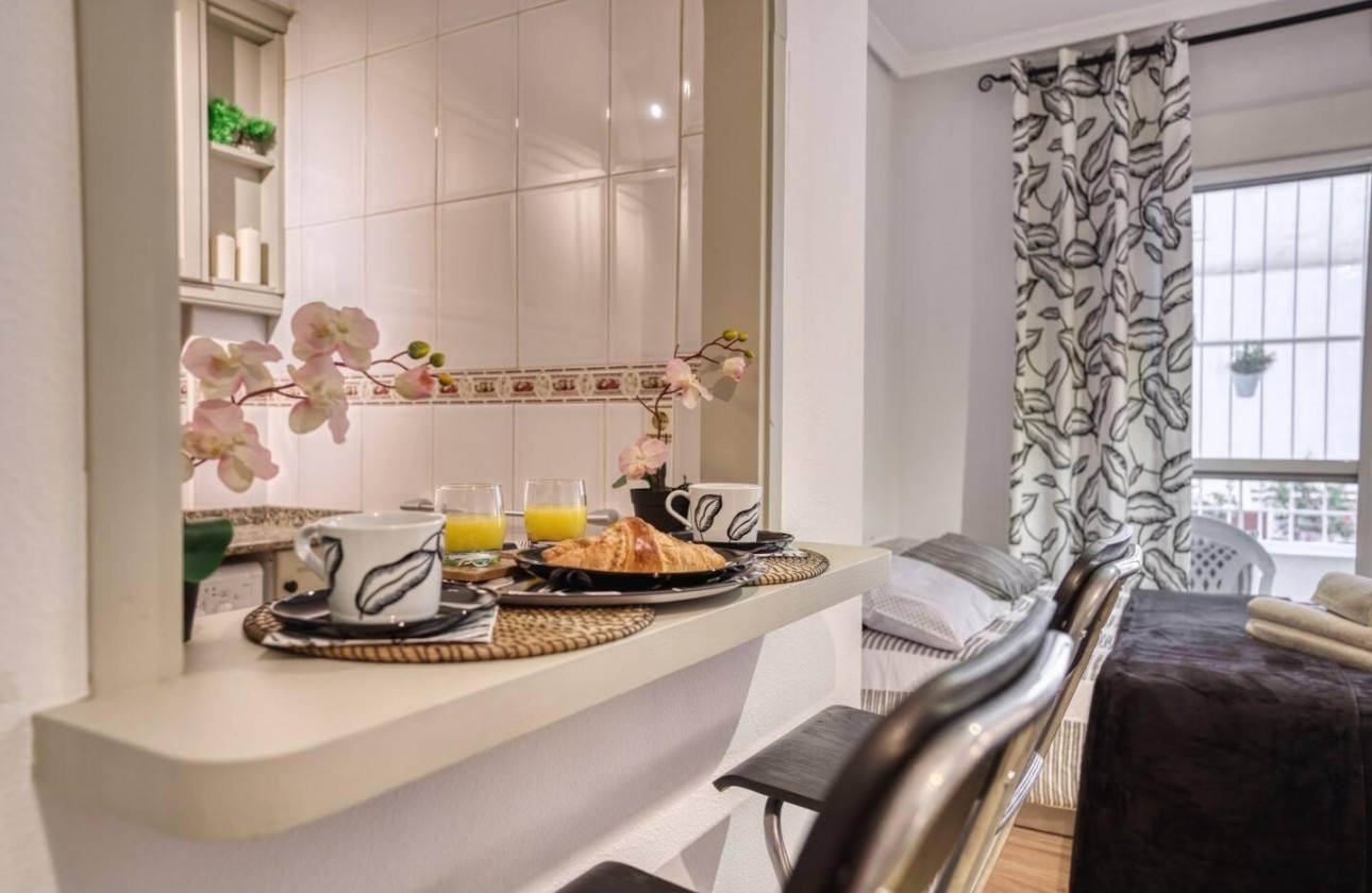 Revente - Appartement - Torrevieja - Centro