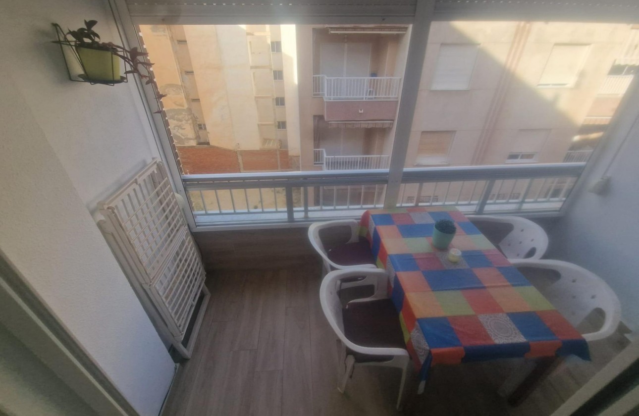 Revente - Appartement - Torrevieja - Centro