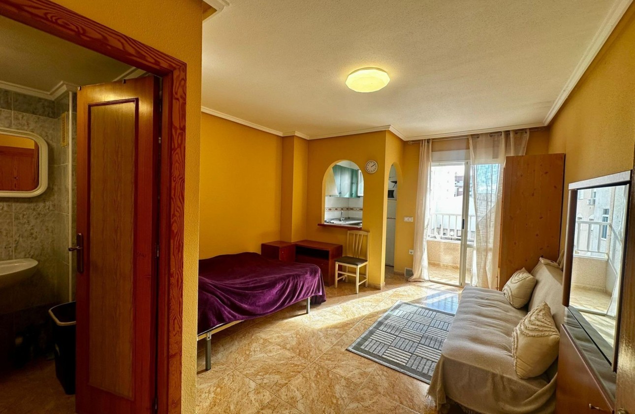 Revente - Appartement - Torrevieja - Centro
