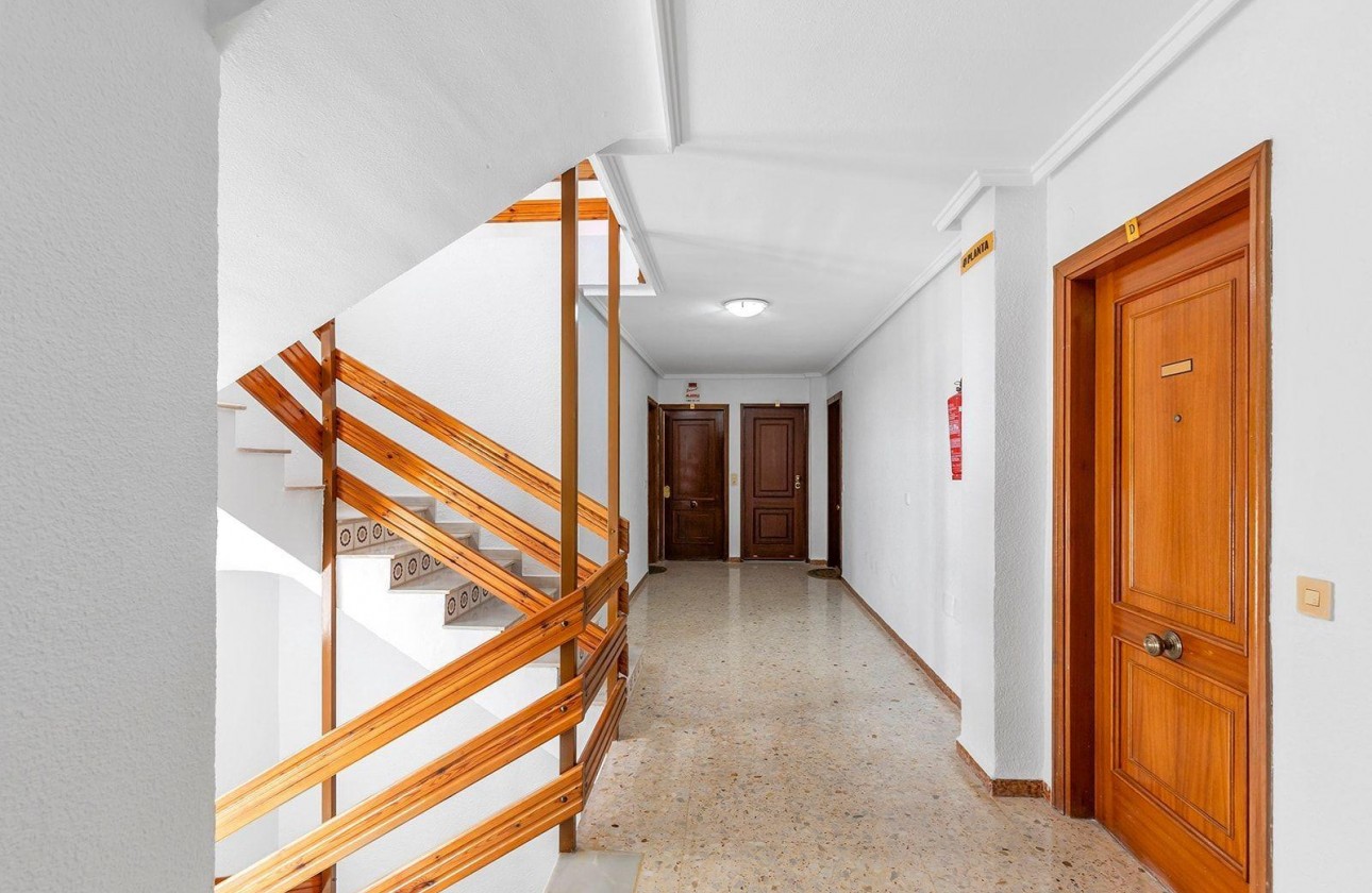 Revente - Appartement - Torrevieja - La Mata pueblo