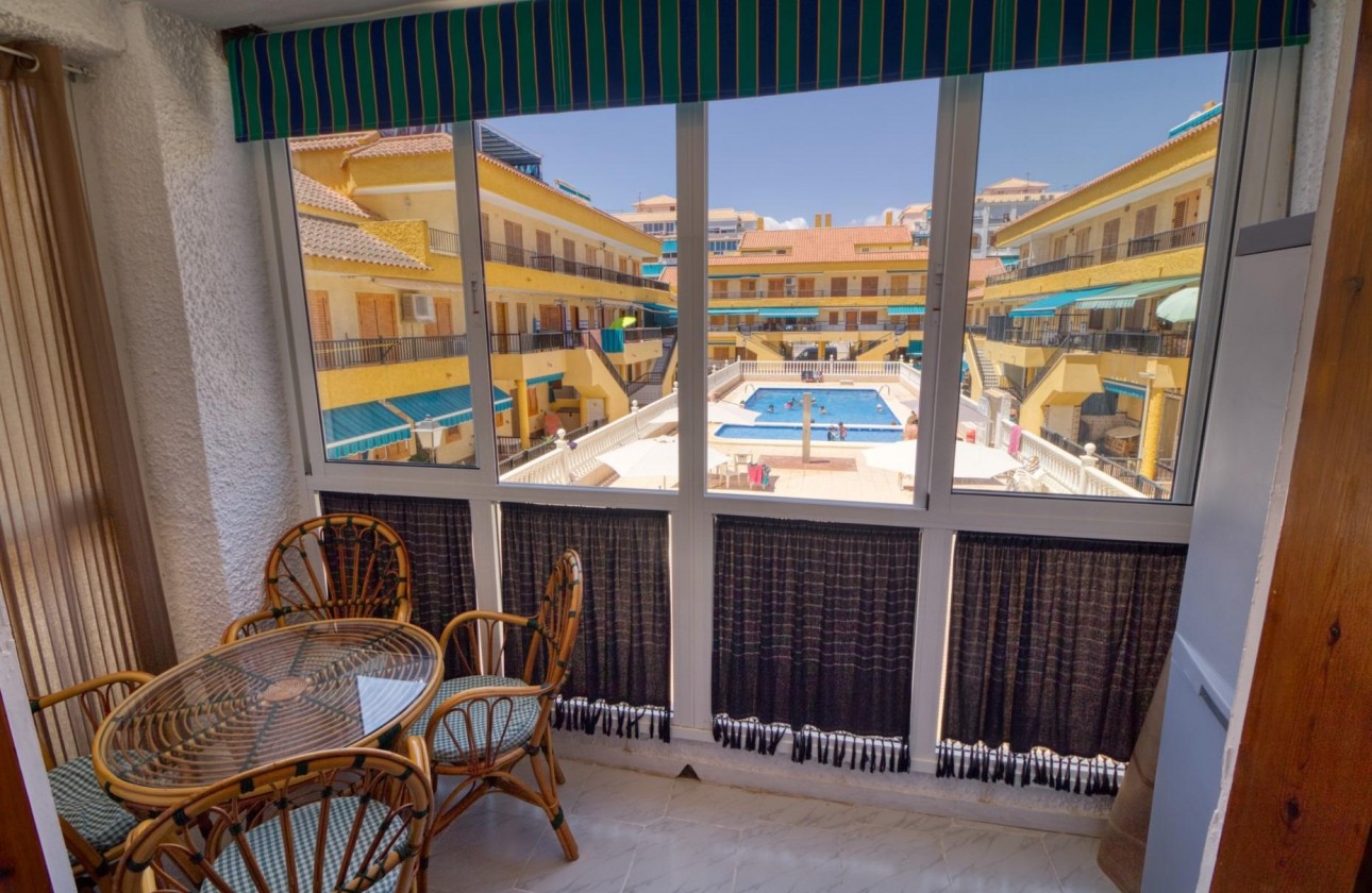 Revente - Appartement - Torrevieja - La Mata