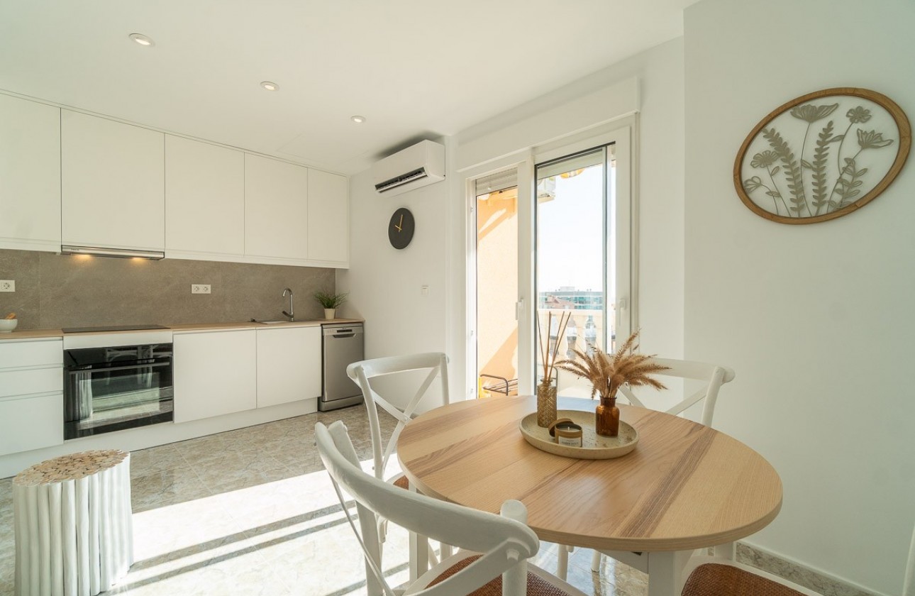 Revente - Appartement - Torrevieja - La Mata