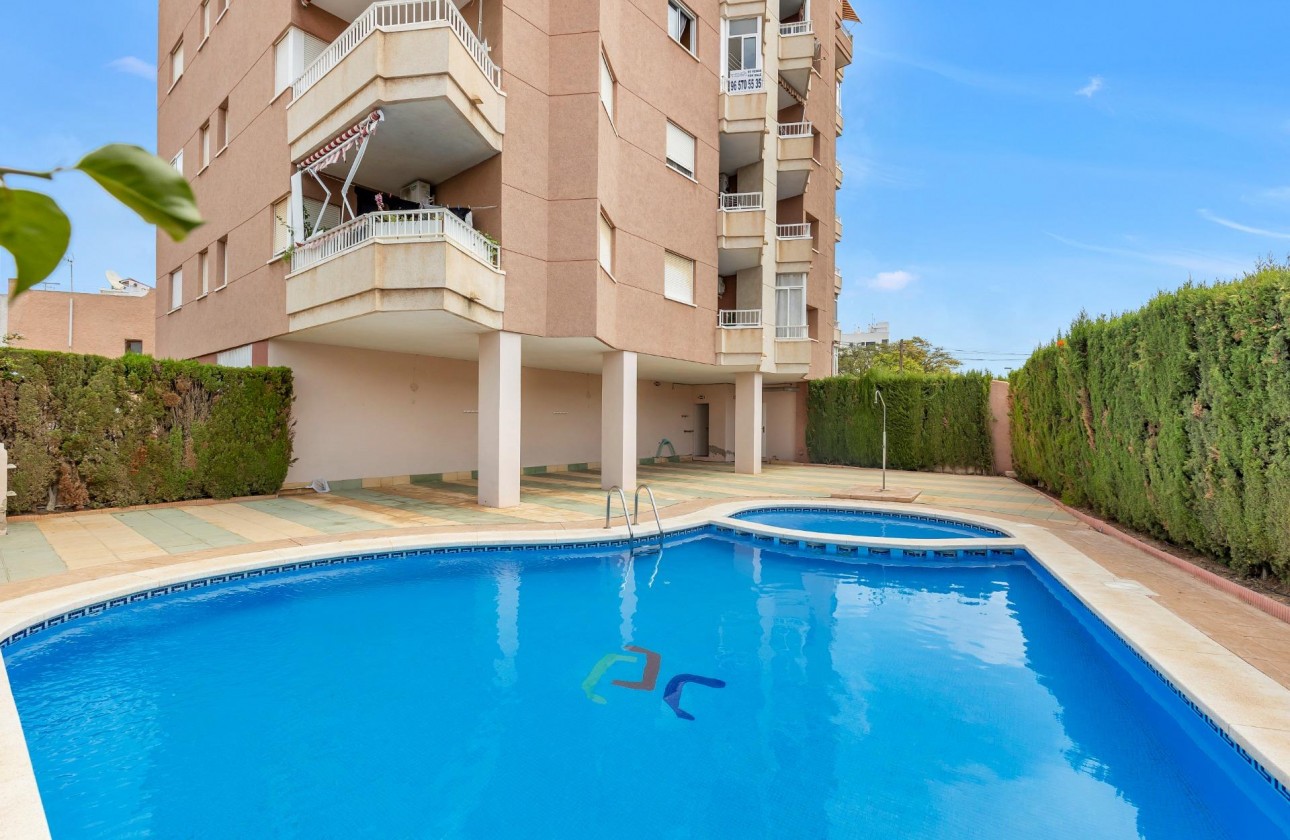 Revente - Appartement - Torrevieja - Nueva Torrevieja