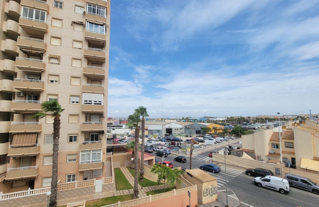 Revente - Appartement - Torrevieja - Nueva Torrevieja