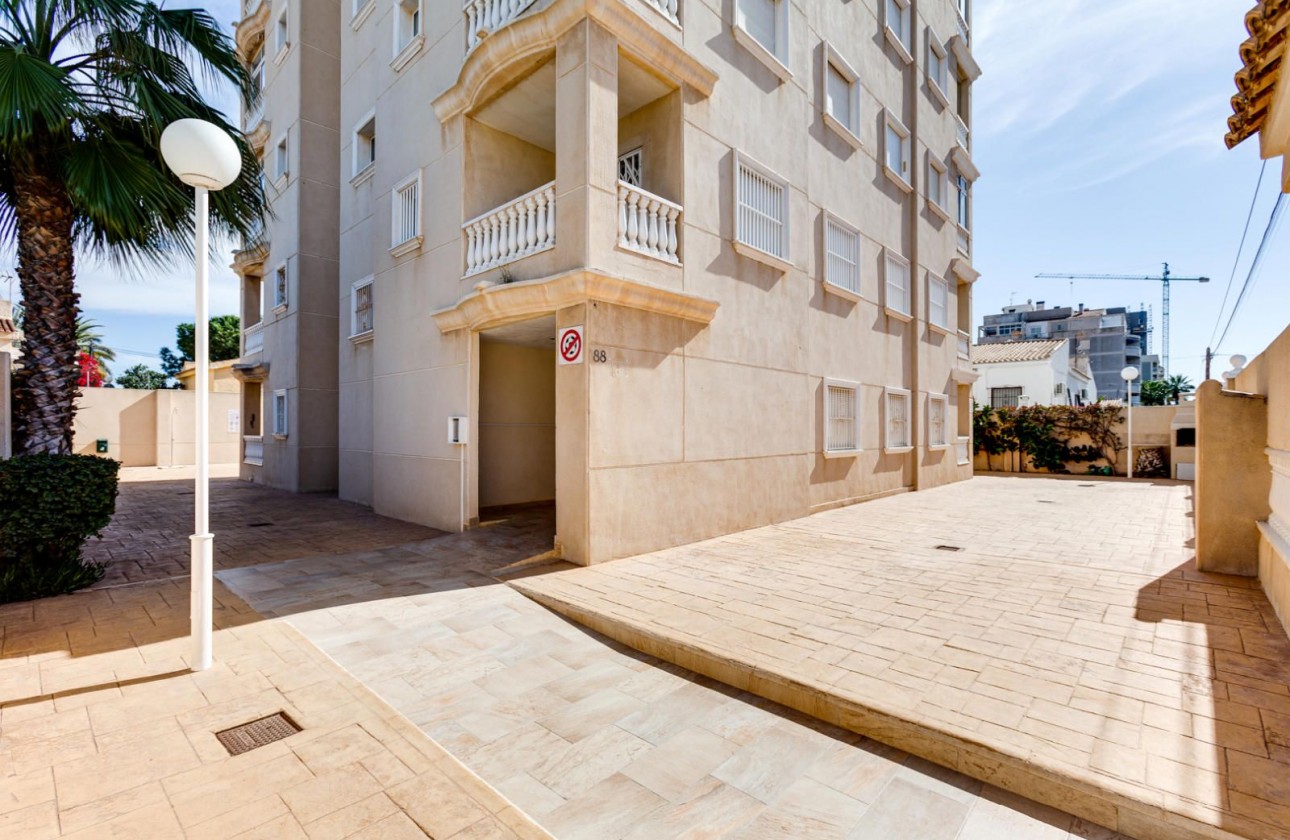 Revente - Appartement - Torrevieja - Nueva Torrevieja