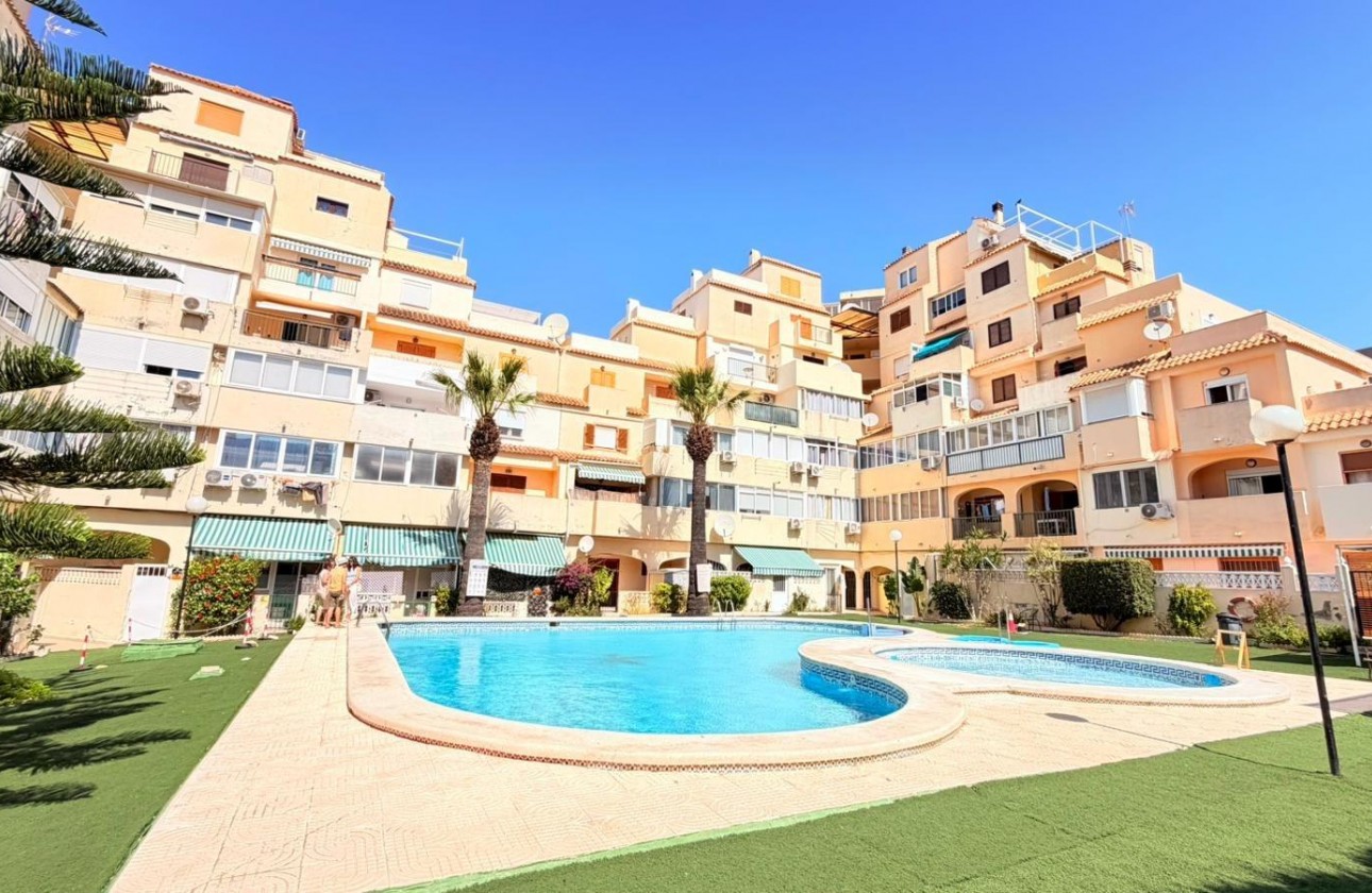 Revente - Appartement - Torrevieja - Nueva Torrevieja