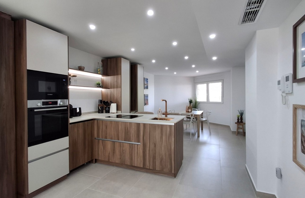 Revente - Appartement - Torrevieja - Playa Acequion