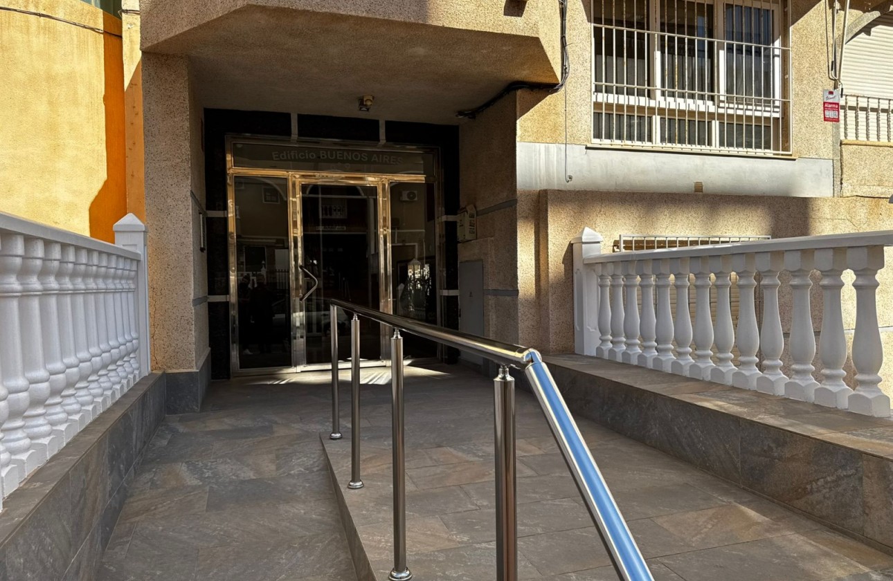 Revente - Appartement - Torrevieja - Punta Prima