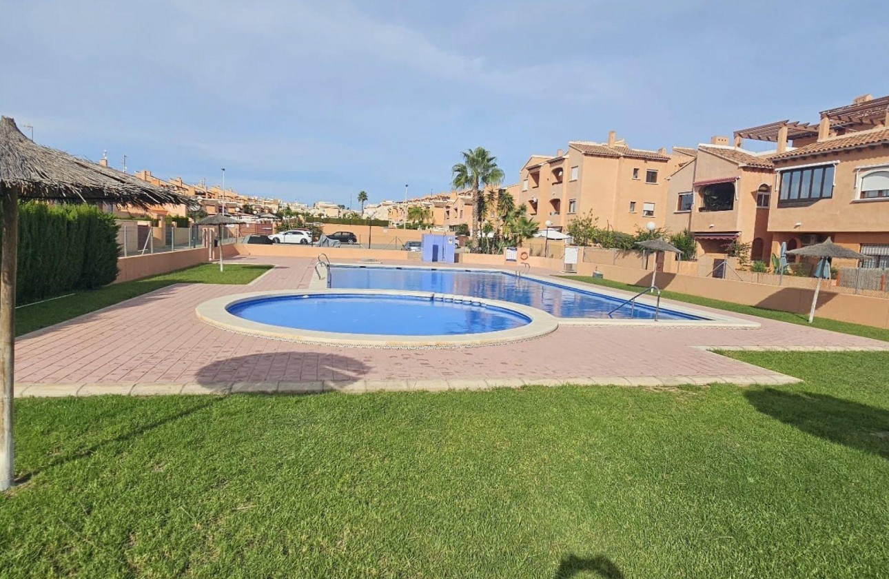 Revente - Appartement - Torrevieja - Torrejón