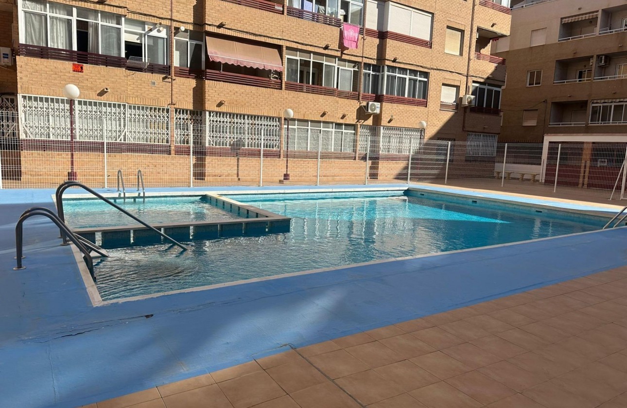 Revente - Appartement - Torrevieja - torrevieja