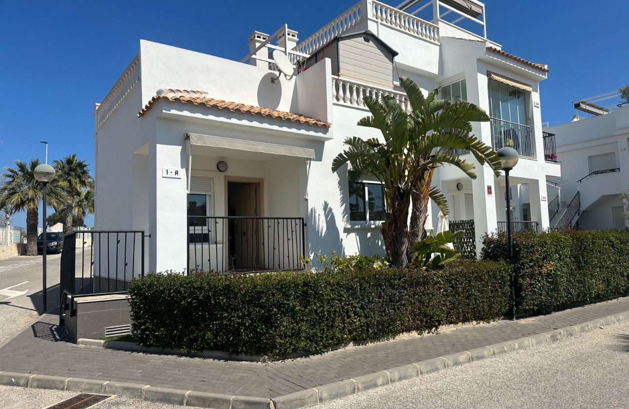 Revente - Bungalow - Torrevieja - Aguas nuevas 1