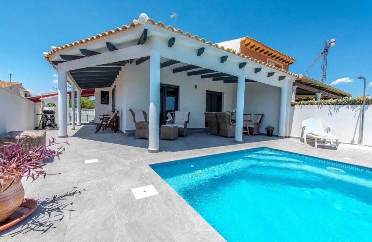 Revente - Chalet - Orihuela Costa - Punta Prima
