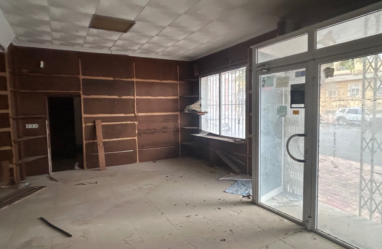 Revente - Commerce / Local - Jacarilla