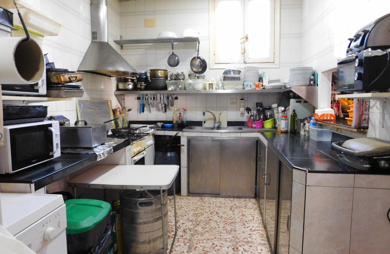 Revente - Commerce - San Miguel de Salinas