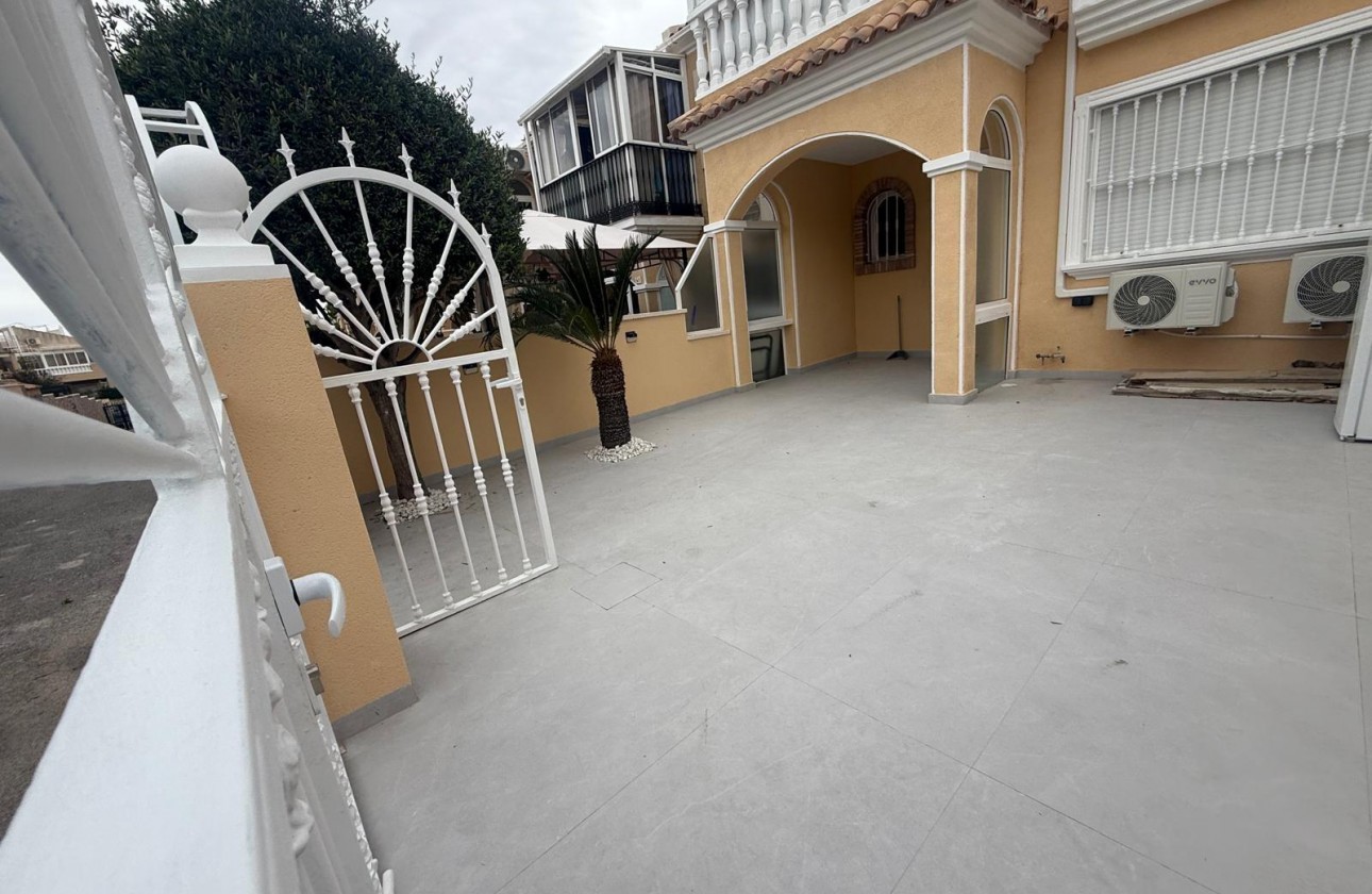 Revente - Duplex - Torrevieja - Aguas nuevas 1